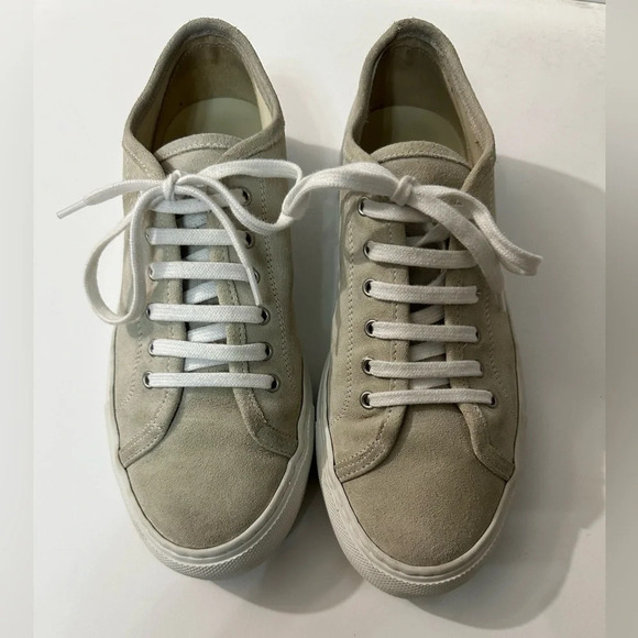 👟 Common Projects Suede Sneakers - Size 5🌟 - Picture 4 of 7